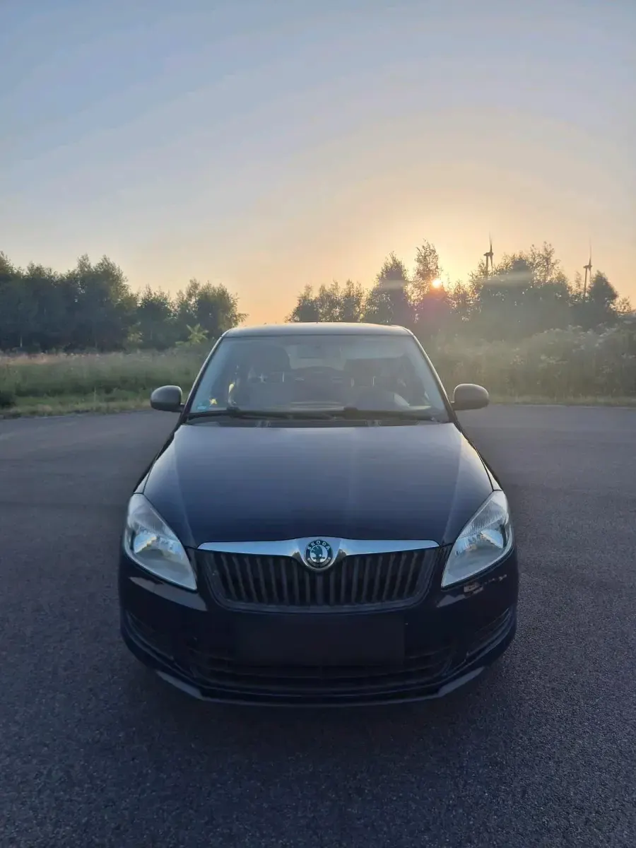 Gebraucht Skoda Fabia Cool Edition 60 PS (44 kW) 2012 Blau Limousine