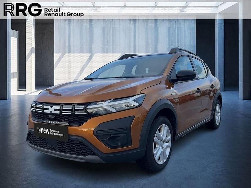 Orange Gebraucht 2024 Dacia Sandero Essentiel Limousine | 14.990 € (Guter Preis) - Bild 1/3