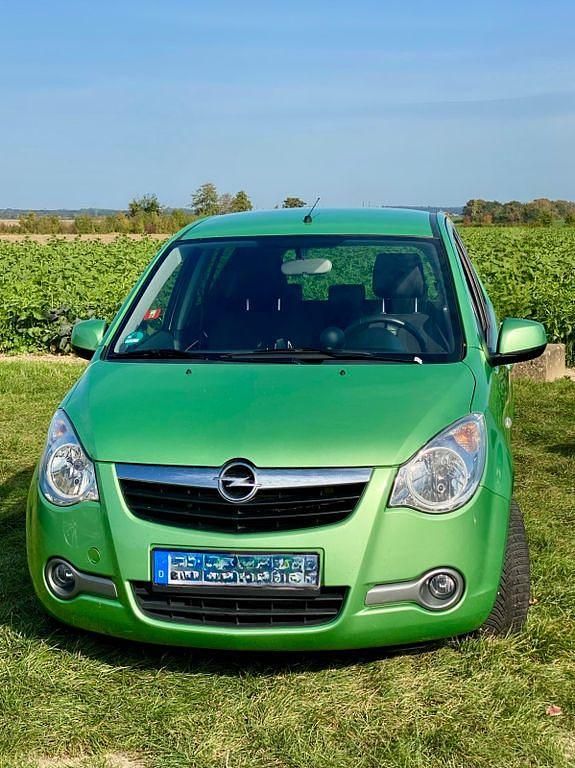 Grün Gebraucht 2008 Opel Agila Limousine | 1.800 € (Fairer Preis) - Bild 1/1