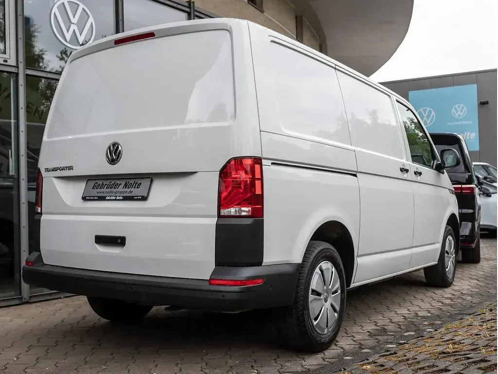 Usata VW Transporter 90 CV (66 kW) 2021 Bianco Furgone