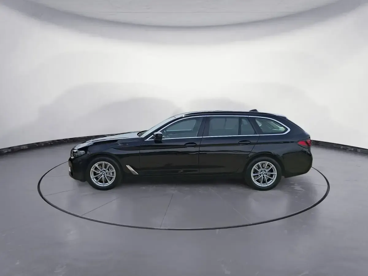 Gebraucht BMW 530 286 PS (210 kW) 2022 Kombi