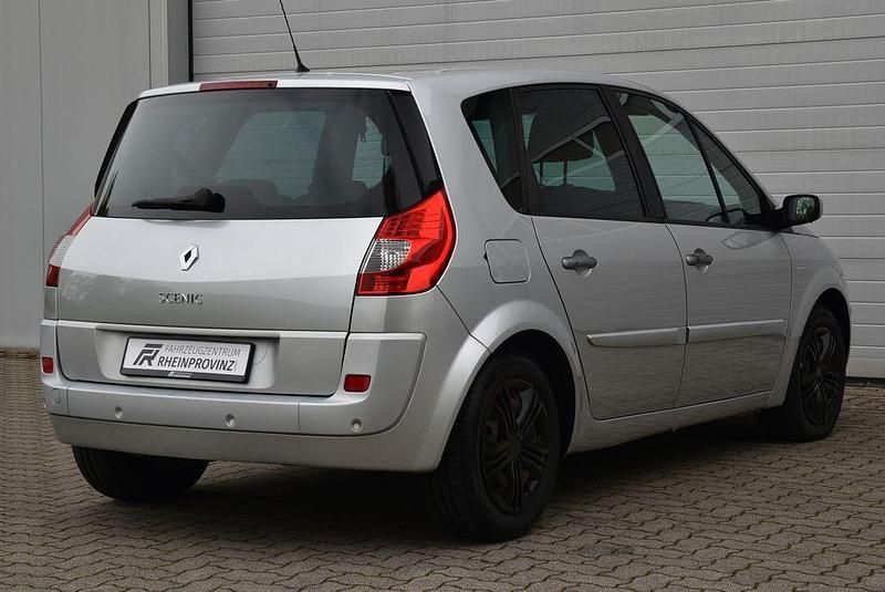 Gebraucht Renault Scénic II Exception 150 PS (110 kW) 2007 Silber Van / Kleinbus