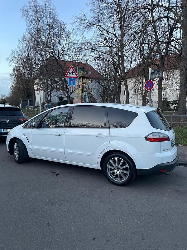 Weiß Gebraucht 2007 Ford S-MAX S Van / Kleinbus | 3.400 € (Fairer Preis) - Bild 1/4