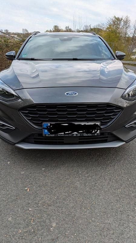 Usado Ford Focus Active 150 HP (110 kW) 2020 Cinzento Carrinha