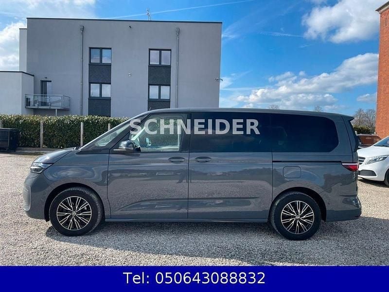 Gebraucht VW Multivan Life 150 PS (110 kW) 2024 Grau Van