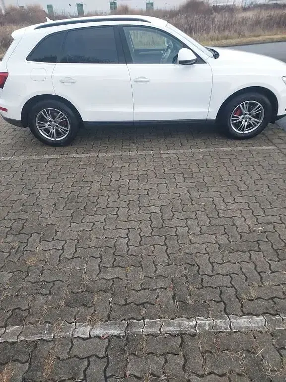 Używany Audi Q5 150 KM (110 kW) 2014 Biały SUV