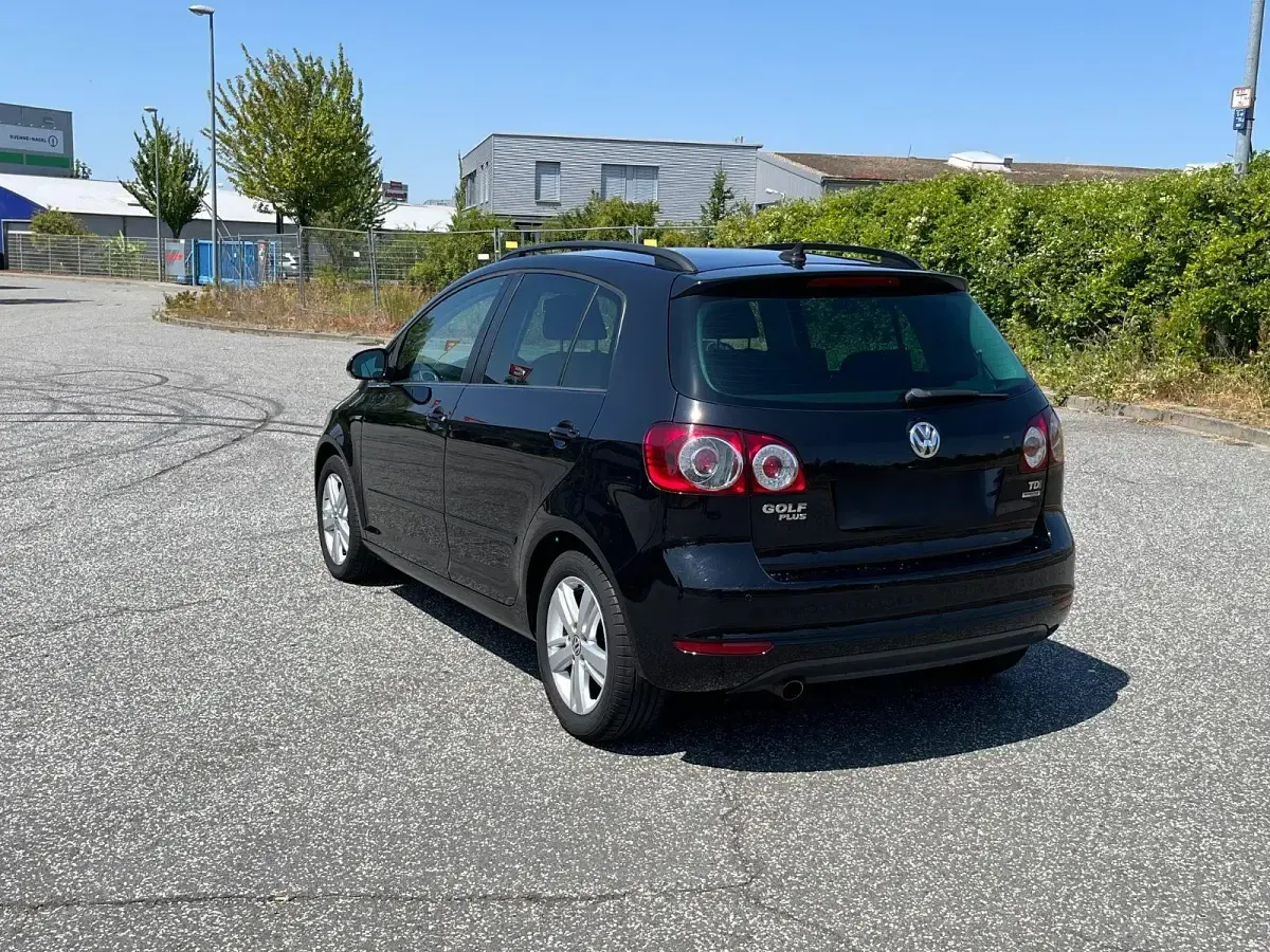 Gebraucht VW Golf Plus 105 PS (77 kW) 2012 Schwarz Van / Kleinbus
