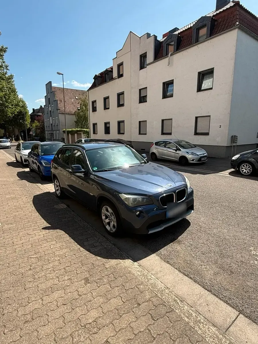 Gebraucht BMW X1 177 PS (130 kW) 2011 Blau SUV
