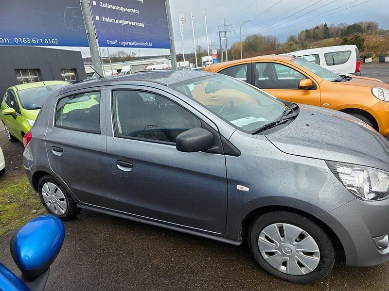 Gebraucht Mitsubishi Space Star Diamant Edition 71 PS (52 kW) 2016 Grau Kleinwagen