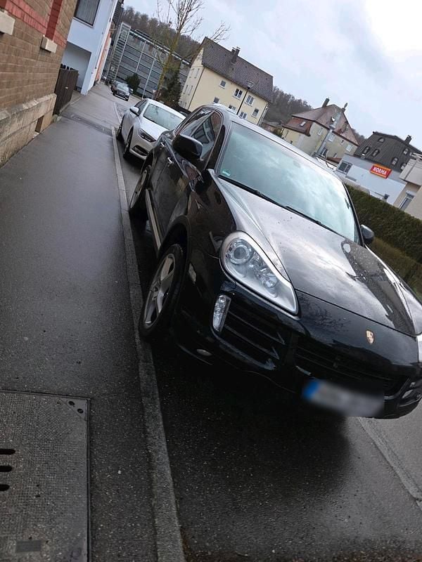 Second-hand Porsche Cayenne 239 CP (175 kW) 2009 Negru SUV