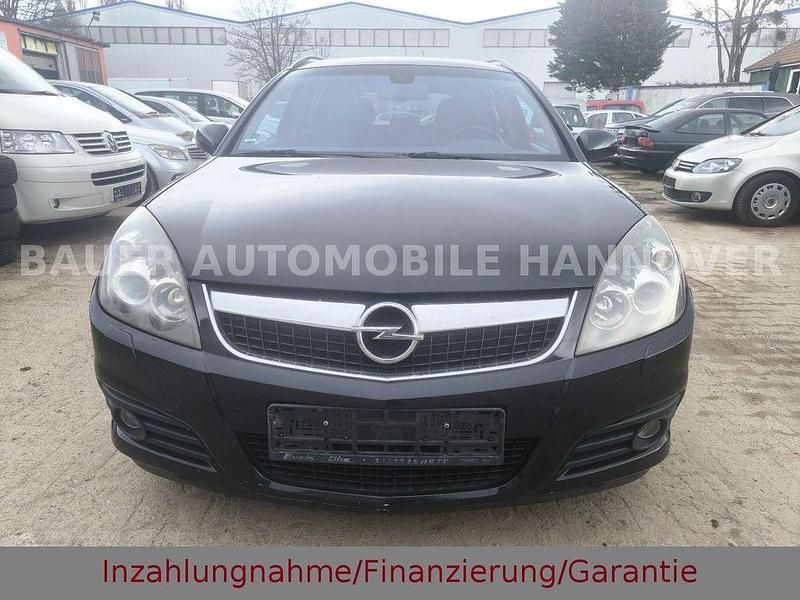 Gebraucht Opel Vectra Edition+ 140 PS (102 kW) 2008 Schwarz Limousine