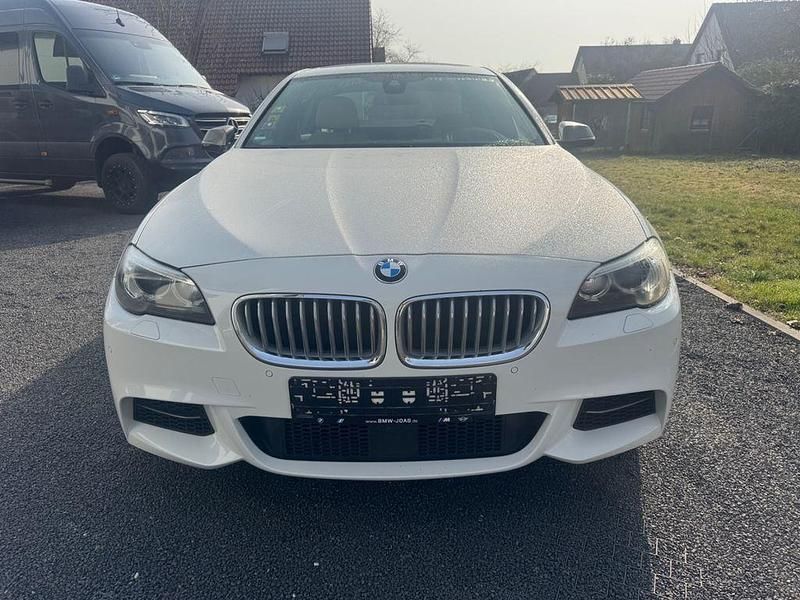 Gebraucht BMW M550 Performance 381 PS (280 kW) 2013 Weiß Limousine