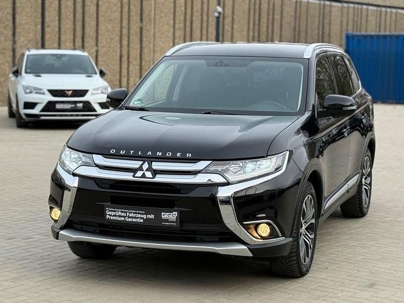 Gebraucht Mitsubishi Outlander 150 PS (110 kW) 2016 Schwarz SUV