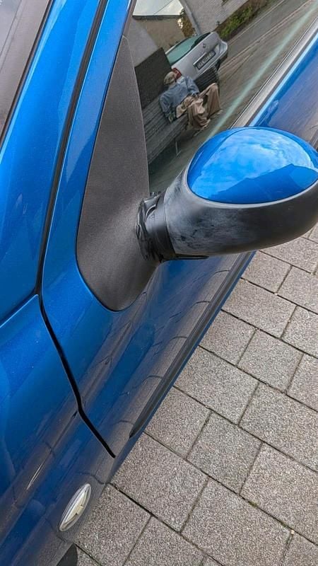 Gebraucht Peugeot 206+ 60 PS (44 kW) 2012 Blau Kleinwagen