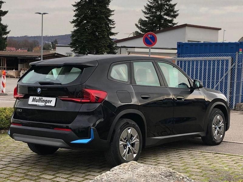 Gebraucht BMW iX1 Performance 230 kW (313 PS) 2023 Schwarz SUV