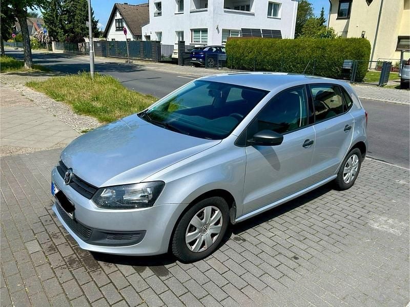 Silber Gebraucht 2012 VW Polo Trendline Kleinwagen | 5.200 € (Guter Preis) - Bild 1/4