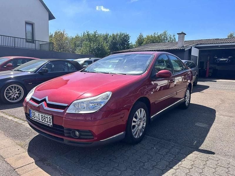Rot Gebraucht 2005 Citroën C5 Tendance Limousine | 1.390 € - Bild 1/3
