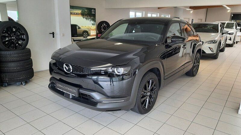 Onyxschwarz metallic Gebraucht 2021 Mazda MX30 Ad'Vantage SUV | 16.990 € (Etwas zu teuer) - Bild 1/4