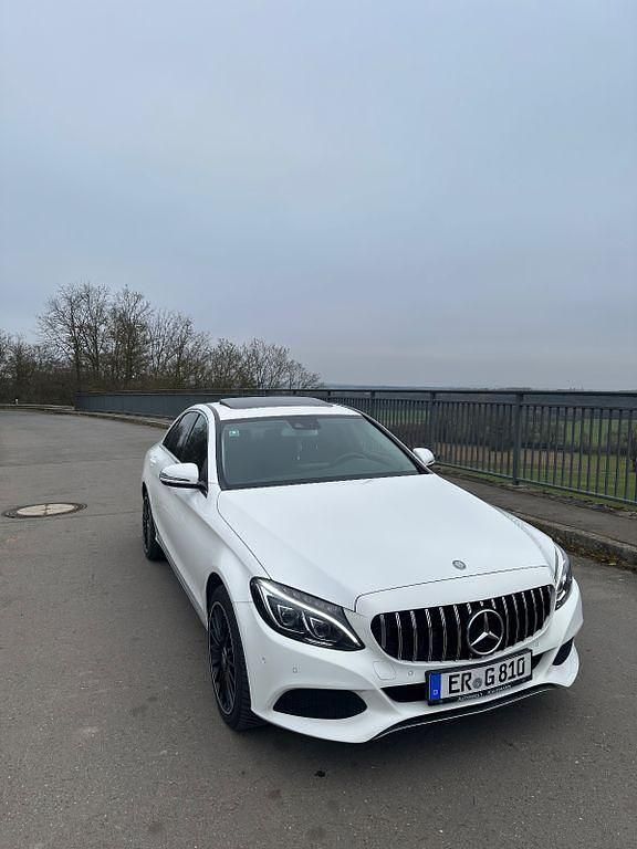Gebraucht Mercedes C200 184 PS (135 kW) 2016 Weiß Limousine