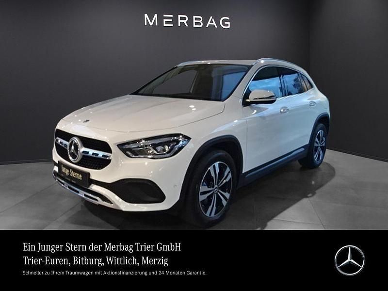 Gebraucht Mercedes GLA200 Progressive 150 PS (110 kW) 2022 Weiß SUV