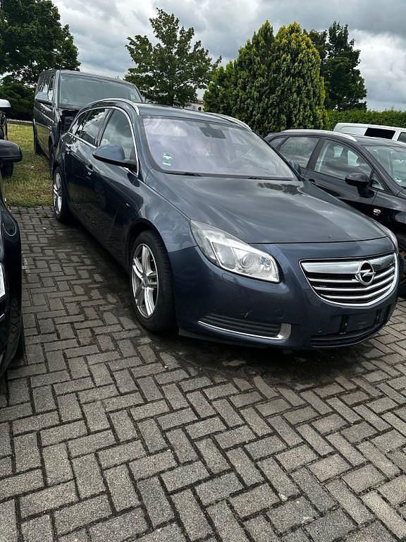 Blau Gebraucht 2009 Opel Insignia Edition Kombi | 2.550 € (Superpreis) - Bild 1/4