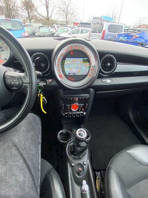 Gebraucht Mini Cooper 111 PS (81 kW) 2012 Schwarz Kleinwagen