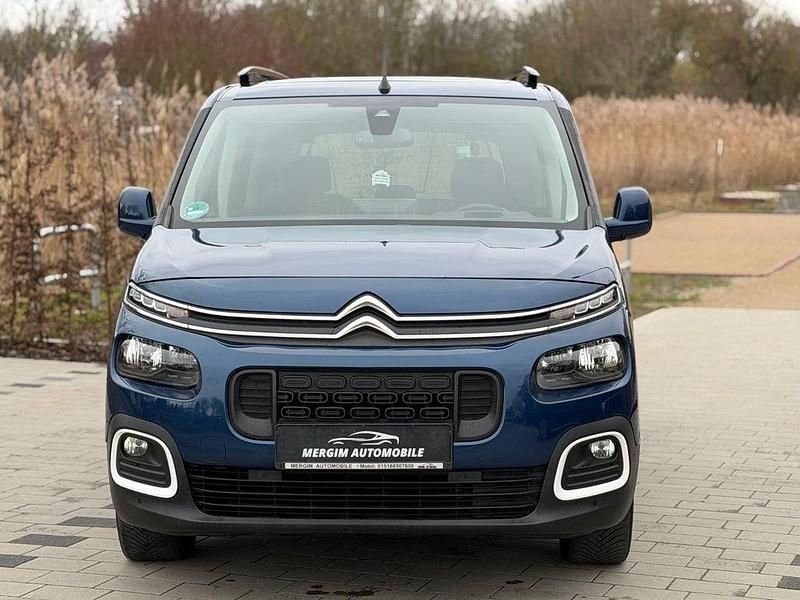Gebraucht Citroën Berlingo Shine 131 PS (96 kW) 2019 Blau Van / Kleinbus