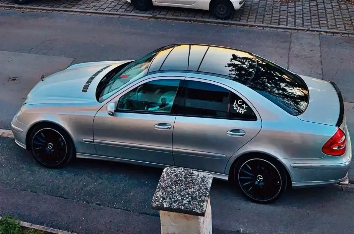 Gebraucht Mercedes E240 Avantgarde 177 PS (130 kW) 2005 Silber Limousine