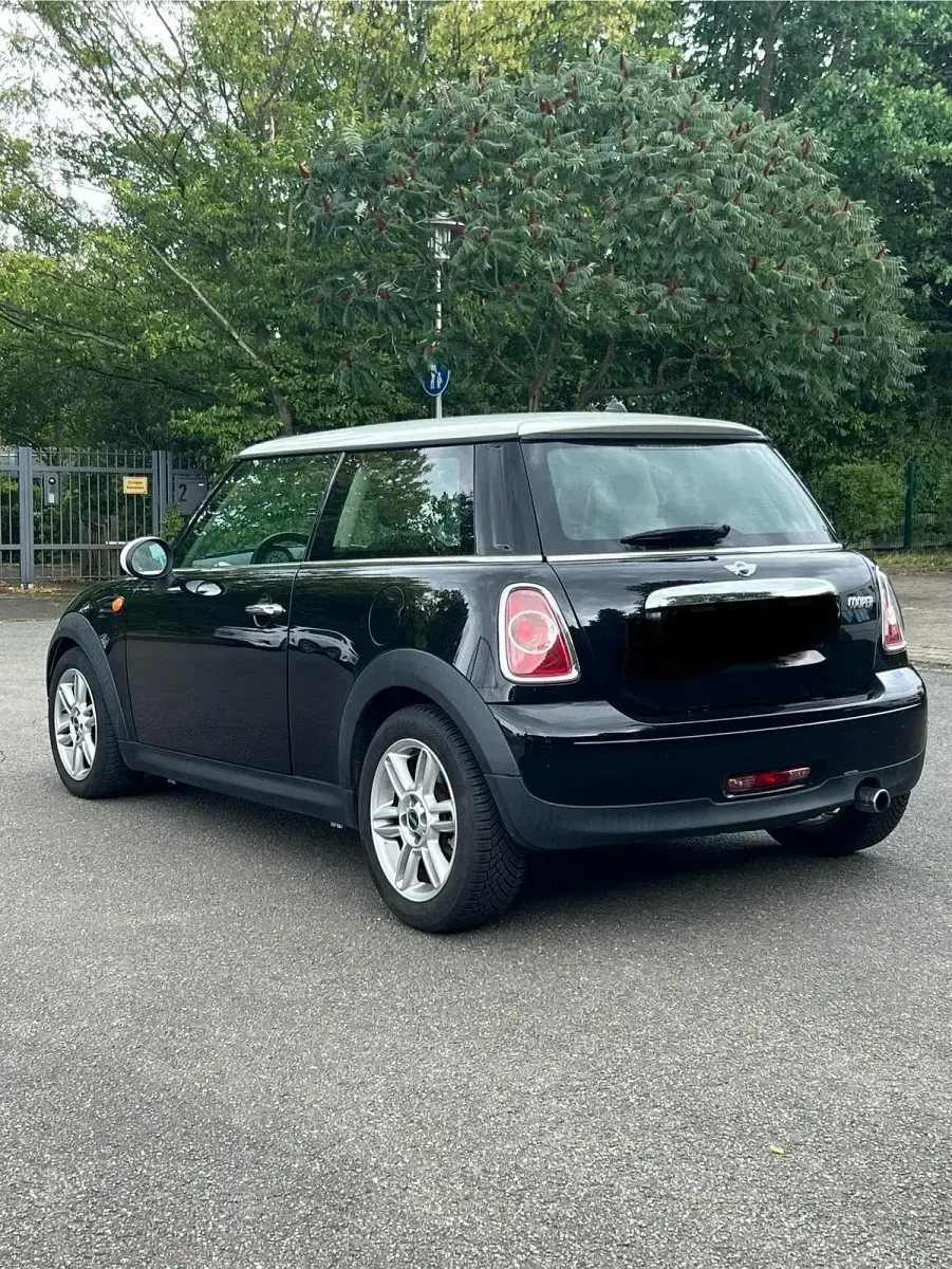 Gebraucht Mini Cooper 122 PS (89 kW) 2010 Schwarz Kleinwagen