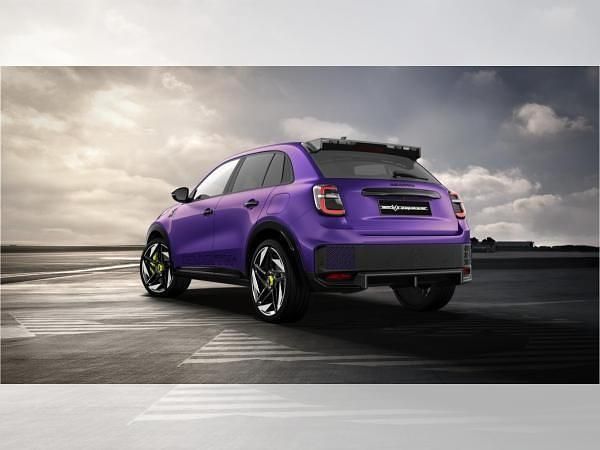 Neu Abarth 600e Scorpionissima 205 kW (280 PS) 2025 Violett (hypnotic purple) SUV