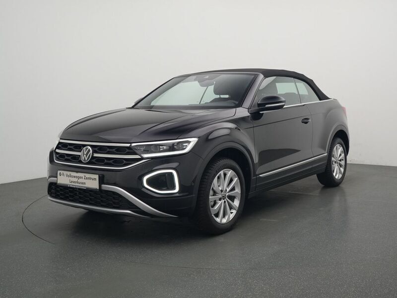 Gebraucht VW T-Roc Cabriolet 116 PS (85 kW) 2024 Schwarz / deep black (metallic) Cabrio