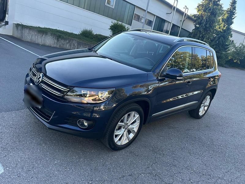 Blau Gebraucht 2012 VW Tiguan SUV | 18.000 € - Bild 1/4