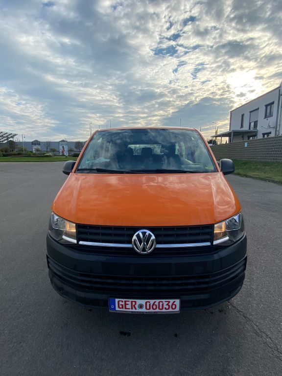 Gebraucht VW T6 102 PS (75 kW) 2018 Orange Van