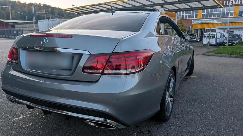Gebraucht Mercedes E350 306 PS (225 kW) 2015 Grau Coupé