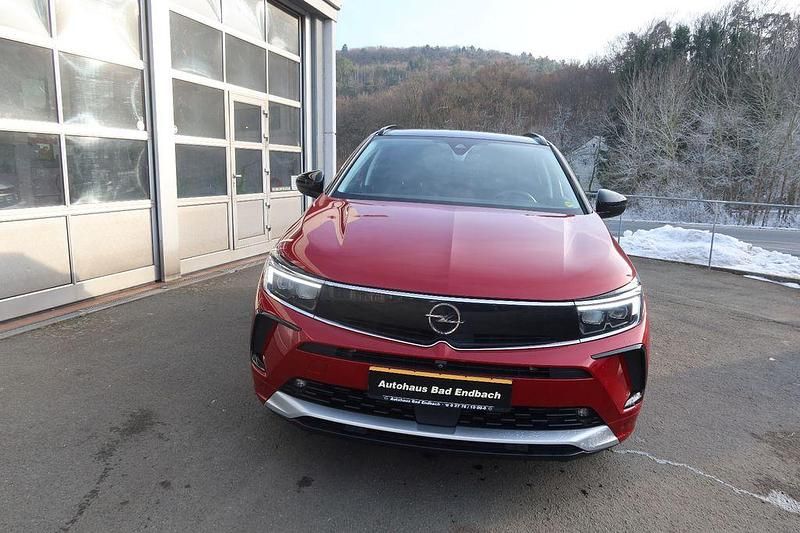 Gebraucht Opel Grandland X Elegance 181 PS (133 kW) 2022 Rot SUV