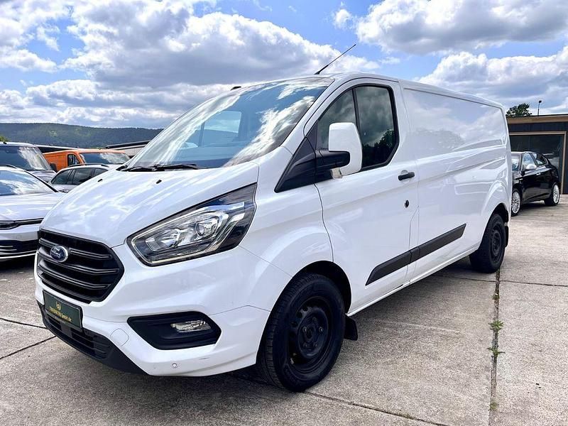 Weiß Gebraucht 2023 Ford Transit Custom Van / Kleinbus | 18.999 € - Bild 1/4