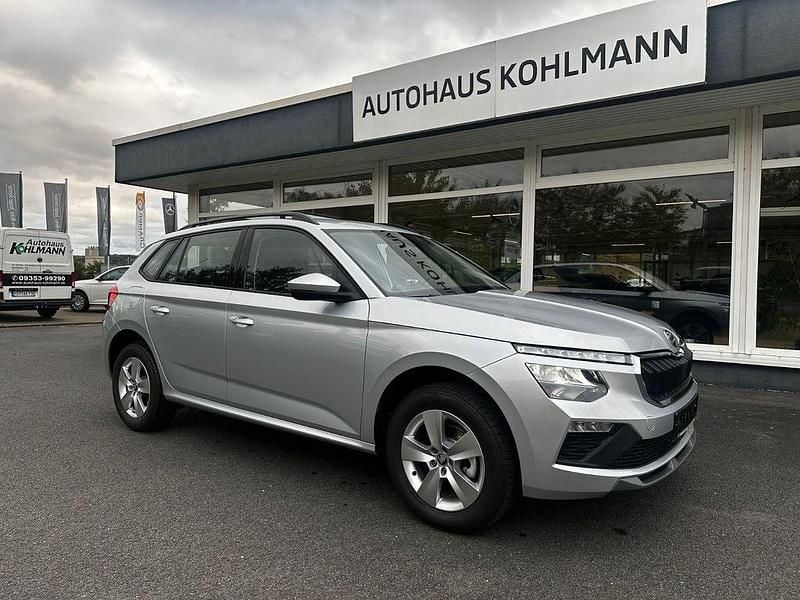 Silber Neu 2025 Skoda Kamiq Selection SUV | 25.500 € (Etwas zu teuer) - Bild 1/4