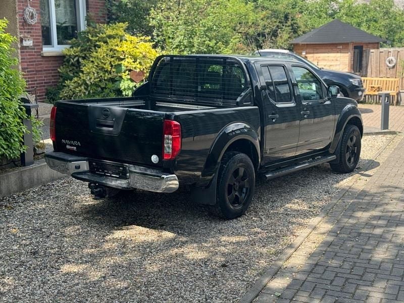 Gebraucht Nissan Navara 171 PS (125 kW) 2008 Schwarz Pickup