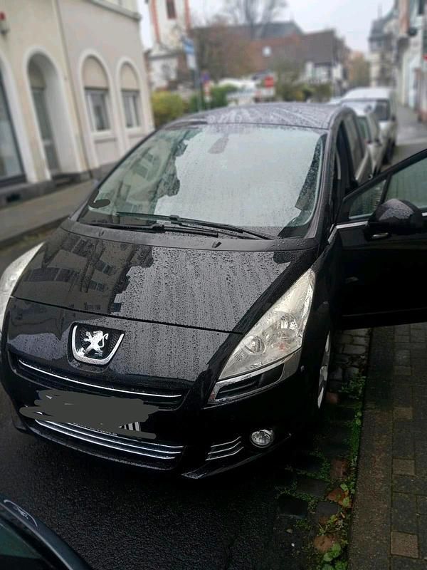 Gebraucht 2010 Peugeot 5008 Kombi | 3.500 € (Guter Preis) - Bild 1/4