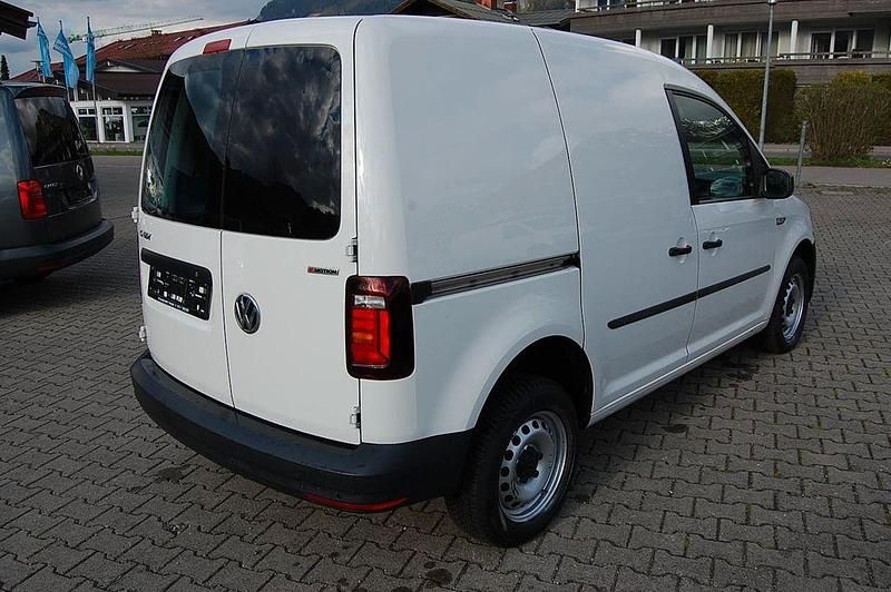 Gebraucht VW Caddy 122 PS (89 kW) 2020 Weiß Van / Kleinbus