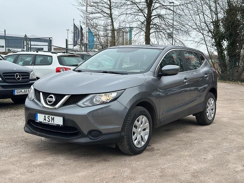Gebraucht Nissan Qashqai 115 PS (84 kW) 2016 Grau SUV