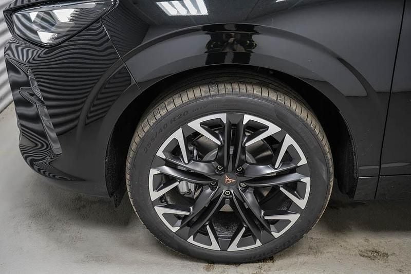 Gebraucht Cupra Terramar 204 PS (150 kW) 2025 Nachtschwarz metallic (0e) SUV