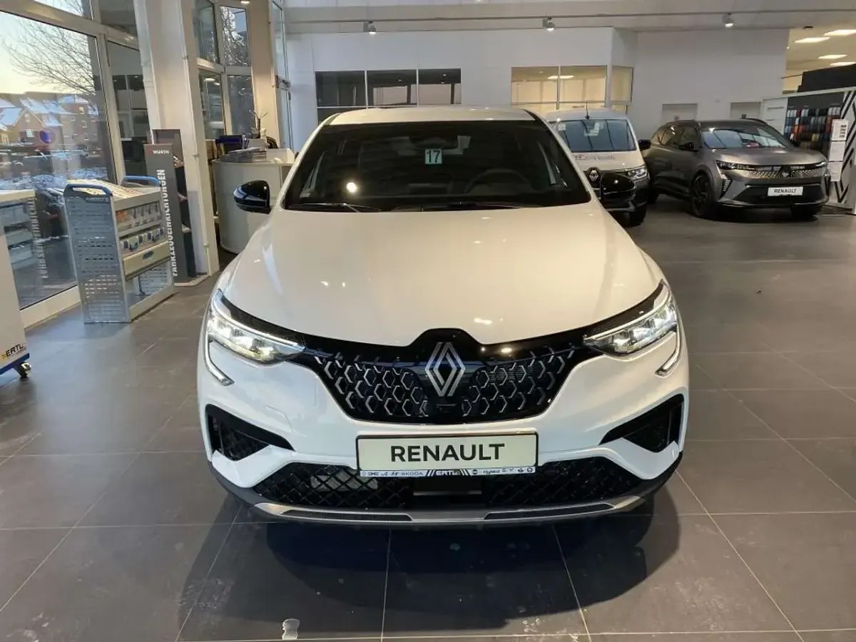 Gebraucht Renault Arkana Techno 140 PS (102 kW) 2025 Weiß SUV