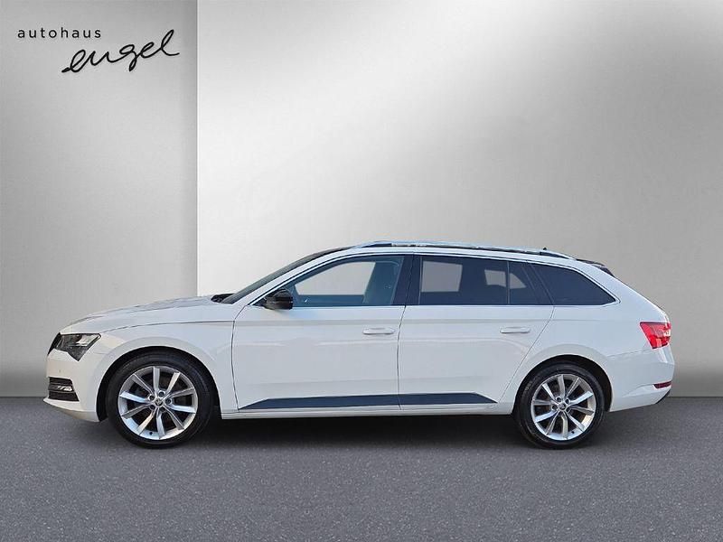 Gebraucht Skoda Superb Style 190 PS (139 kW) 2019 Weiß Kombi