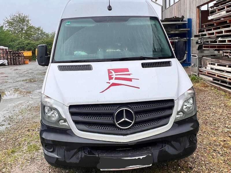 Weiß Gebraucht 2018 Mercedes Sprinter Van | 17.900 € - Bild 1/4