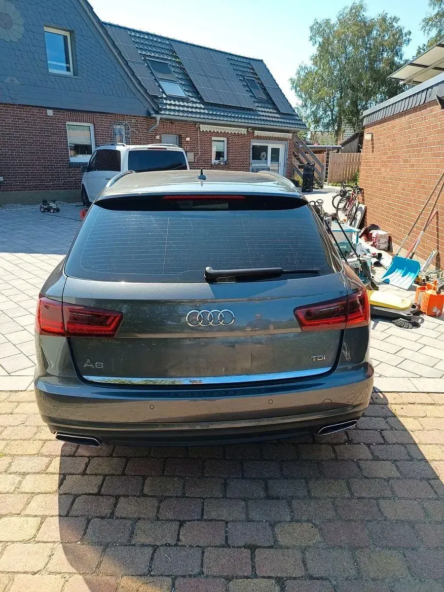 Gebraucht Audi A6 S-Line 272 PS (200 kW) 2015 Grau Kombi