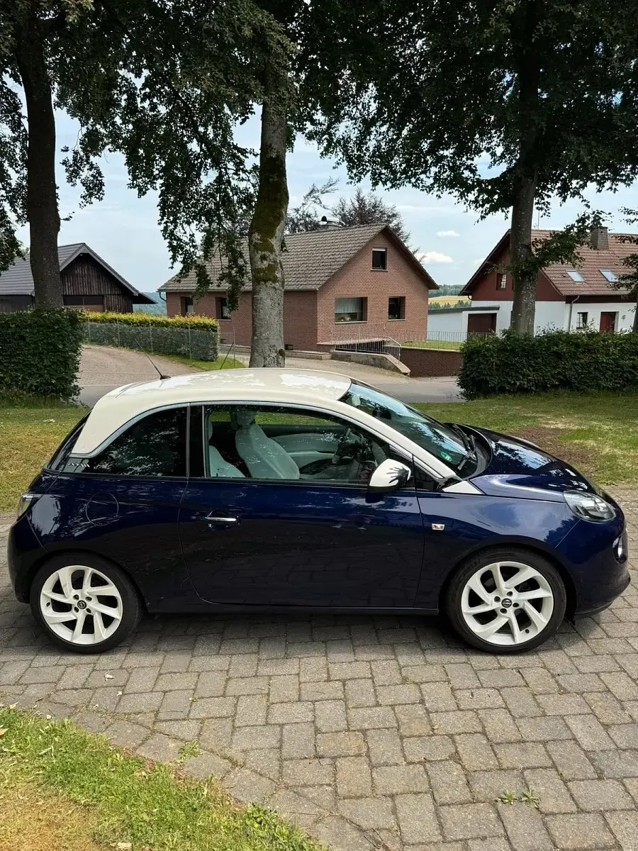 Gebraucht Opel Adam 69 PS (50 kW) 2012 Blau Kleinwagen