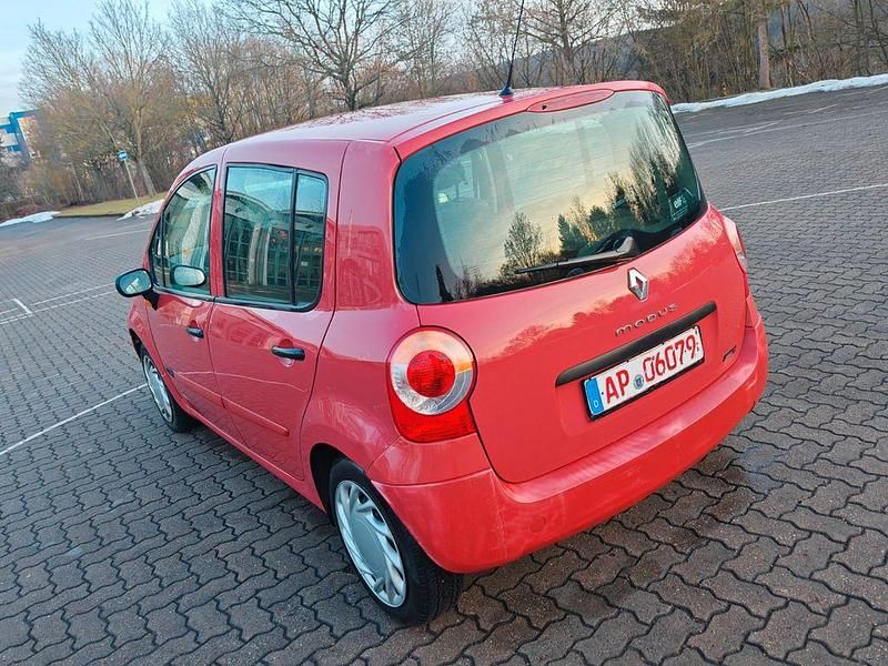 Gebraucht Renault Modus Dynamique 75 PS (55 kW) 2005 Rot Van / Kleinbus