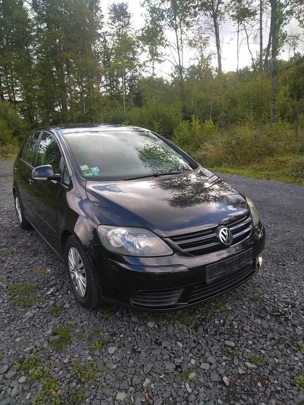 Schwarz Gebraucht 2007 VW Golf V Sport Limousine | 3.500 € (Etwas zu teuer) - Bild 1/4