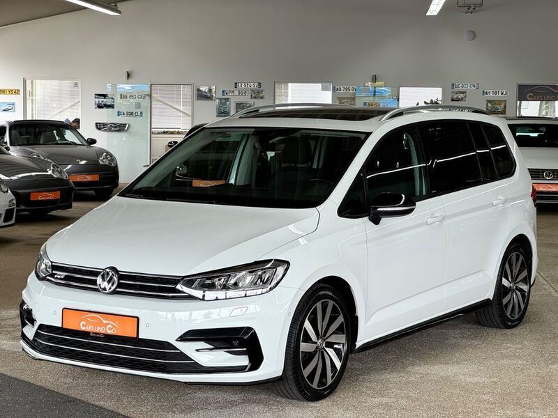 Pure white Gebraucht 2020 VW Touran R-line Van / Kleinbus | 29.490 € (Guter Preis) - Bild 1/4